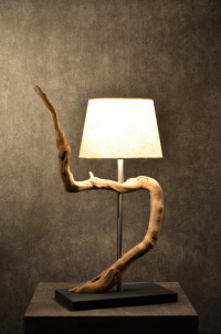 流木と和紙のランプ
