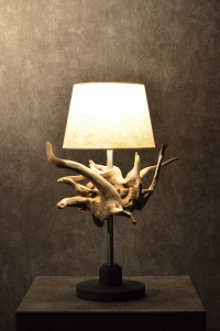 流木と和紙のランプ