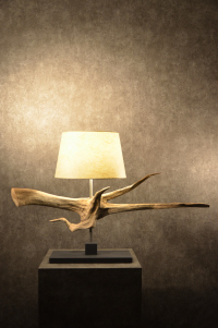 流木と和紙のランプ