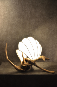 流木と和紙のランプ