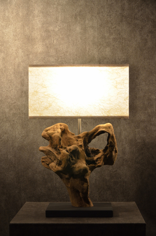 流木と和紙のランプ