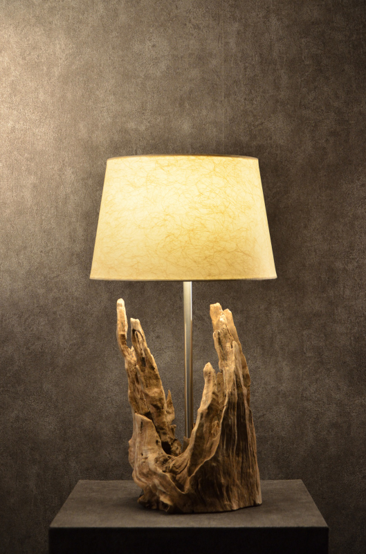 流木と和紙のランプ