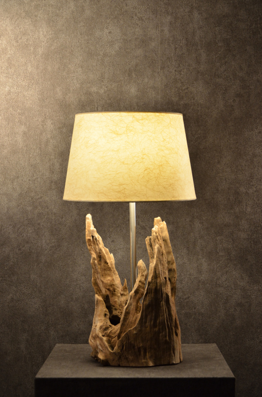 流木と和紙のランプ
