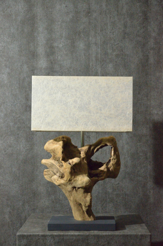 流木と和紙のランプ