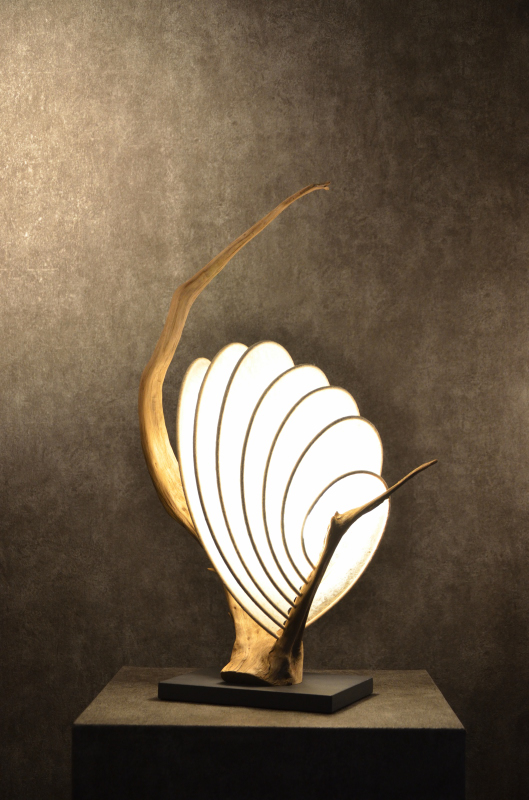 流木と和紙のランプ