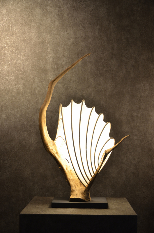 流木と和紙のランプ