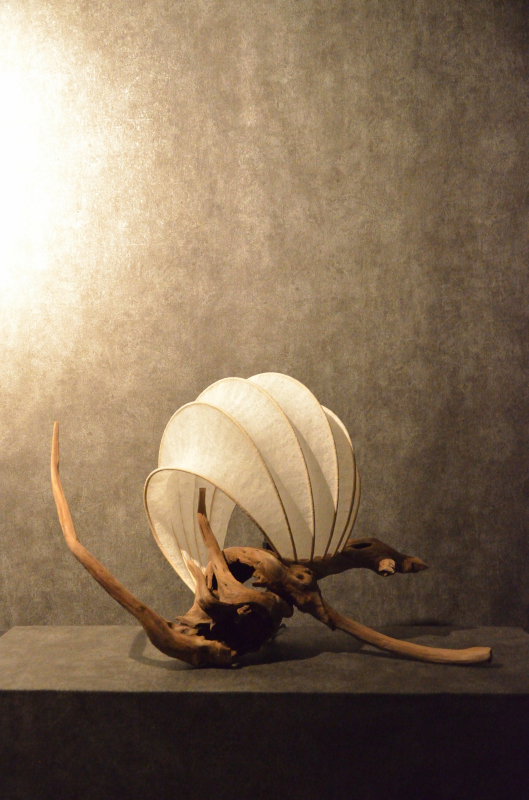 流木と和紙のランプ