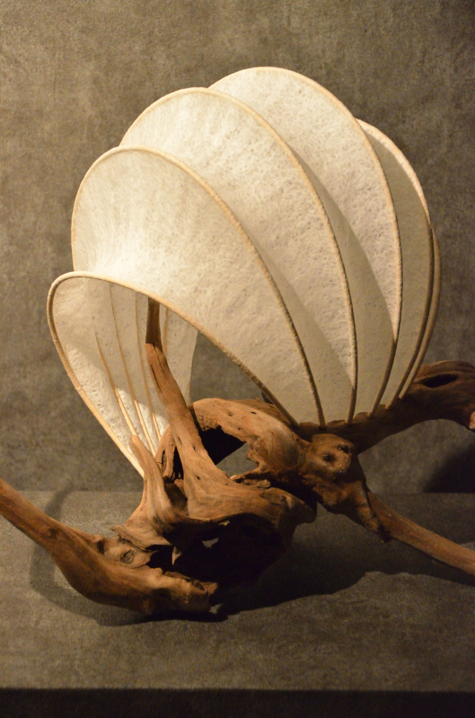 流木と和紙のランプ