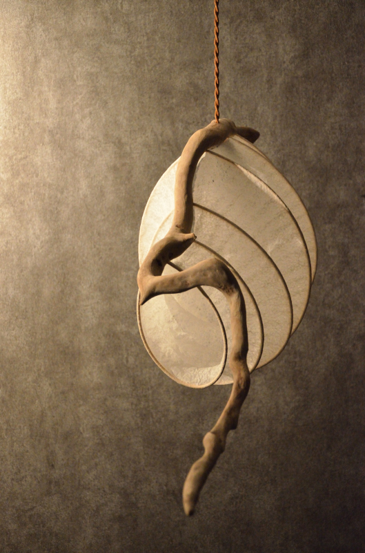 流木と和紙のシーリングランプ